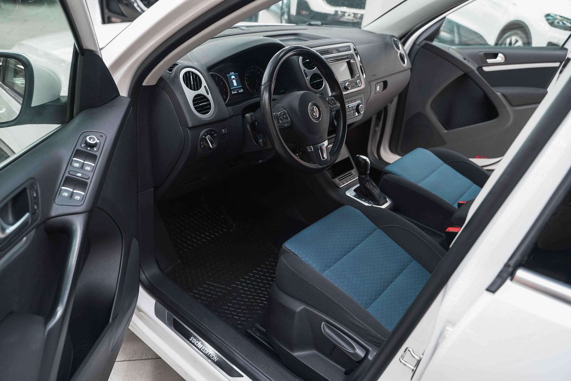 Volkswagen Tiguan 2013, белый, ДЦ Орехово