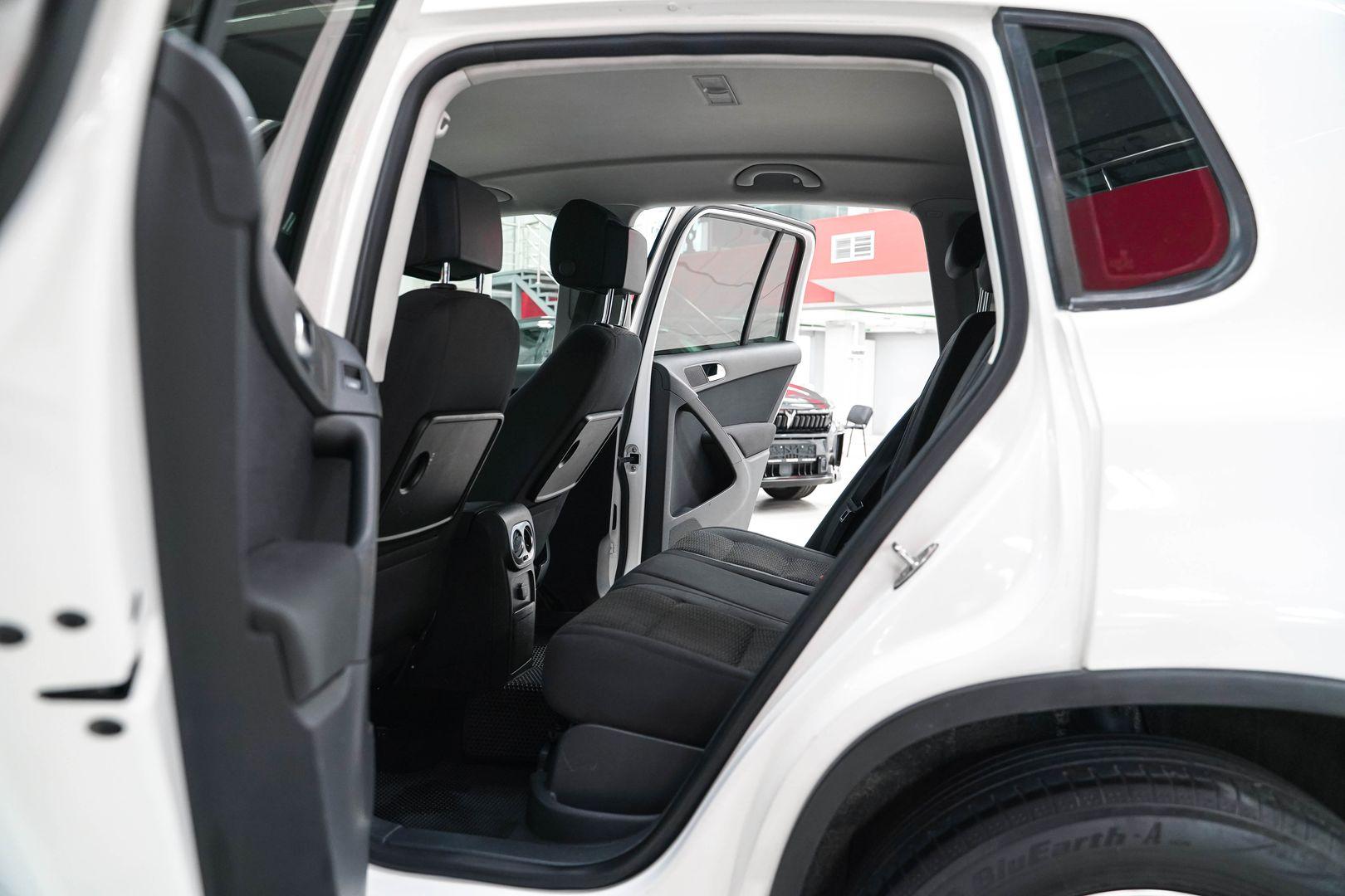 Volkswagen Tiguan 2013, белый, ДЦ Орехово