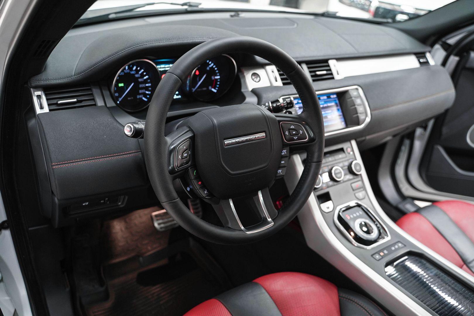 Land Rover Range Rover Evoque 2012, белый, ДЦ Орехово