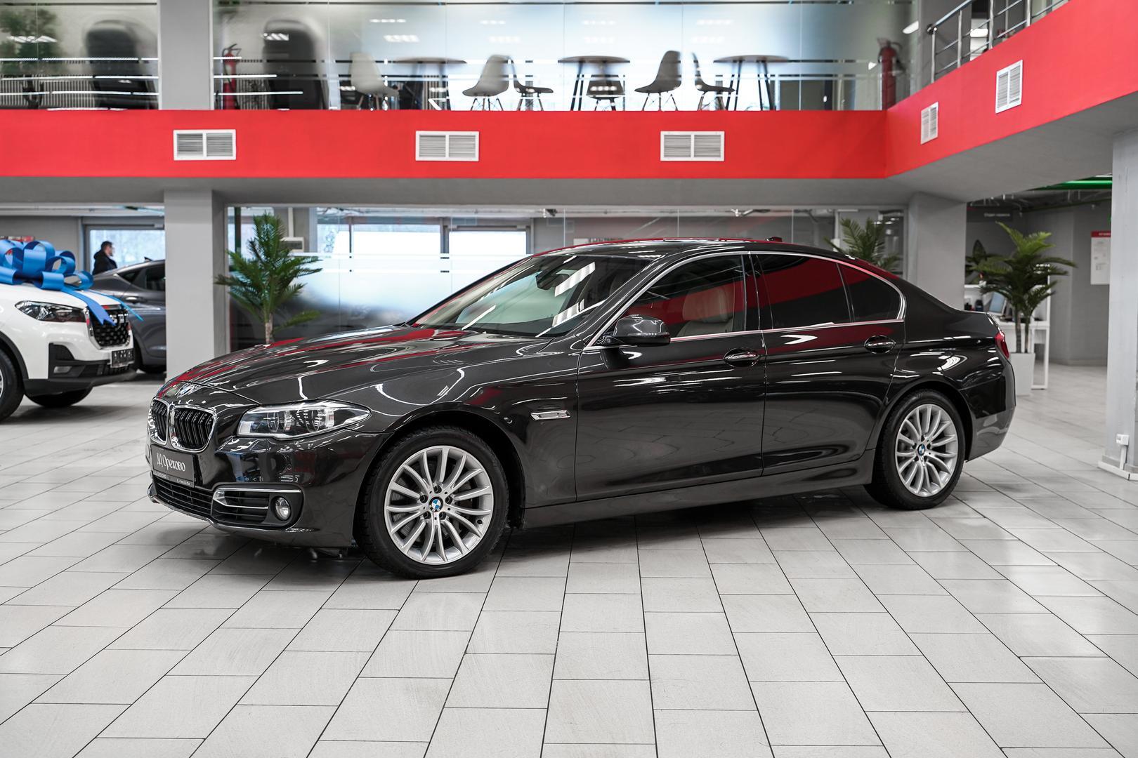 BMW 5 серии 2016, коричневый, ДЦ Орехово