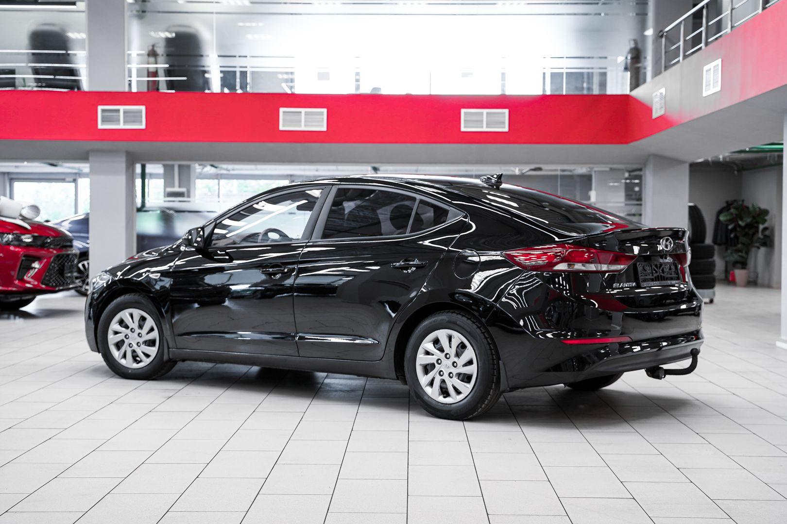 Hyundai Elantra 2017, черный, ДЦ Орехово