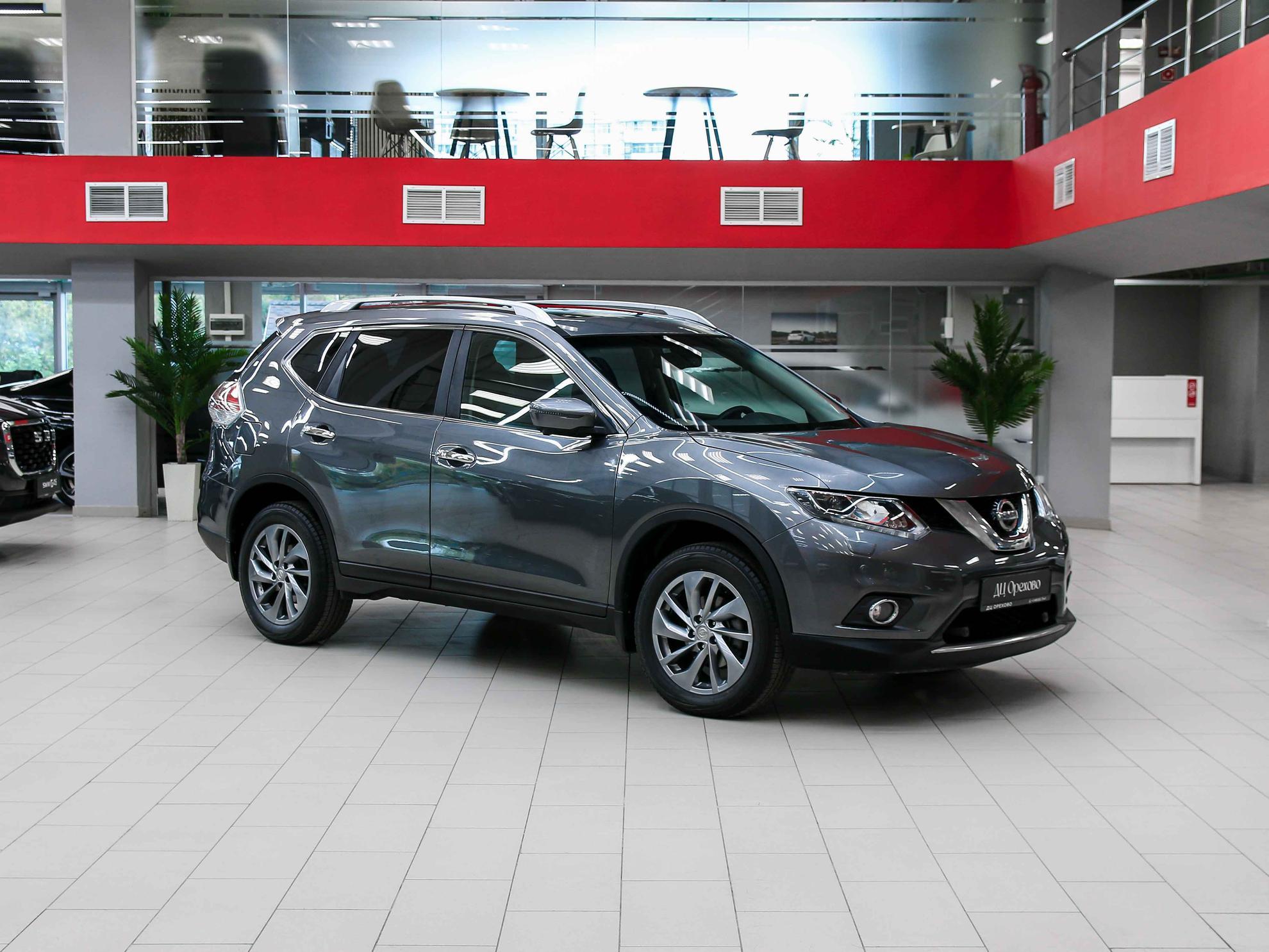 Nissan X-Trail 2018, серый, ДЦ Орехово