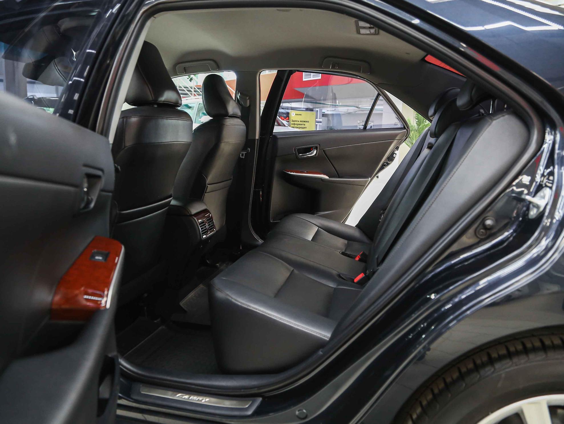 Toyota Camry 2012, черный, ДЦ Орехово