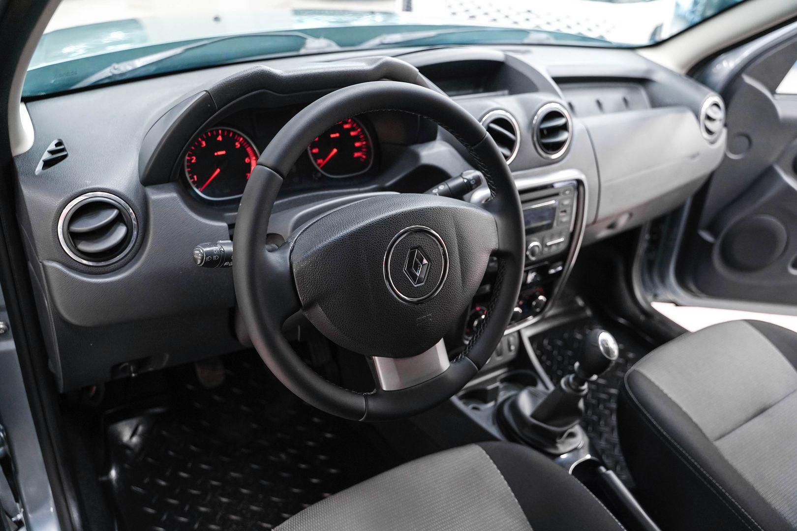 Renault Duster 2012, серый, ДЦ Орехово