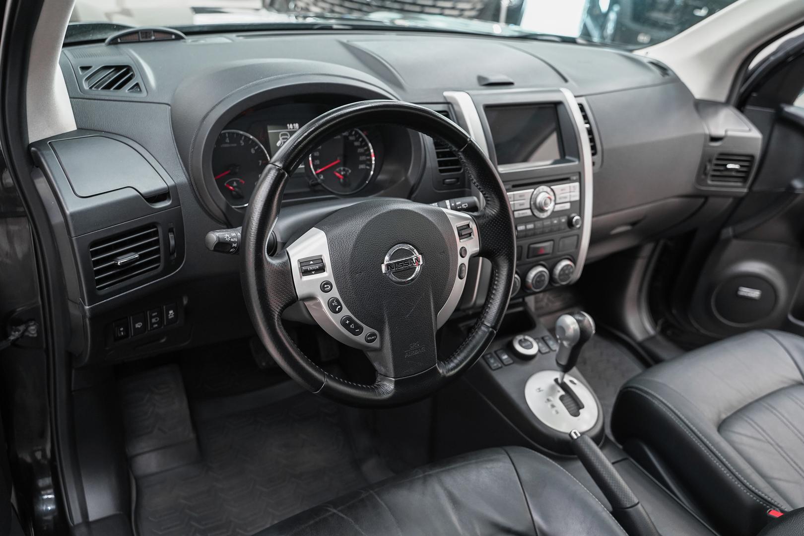 Nissan X-Trail 2012, черный, ДЦ Орехово