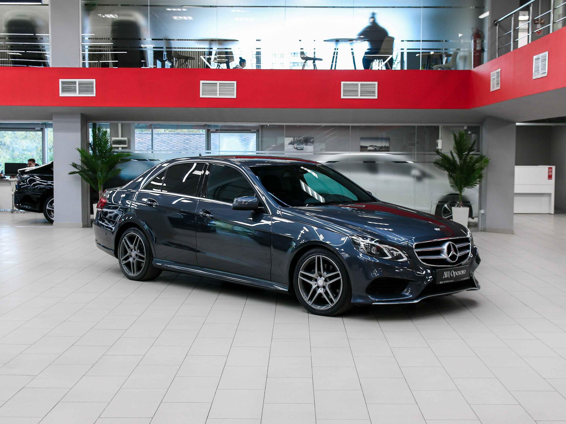 Mercedes-Benz E-Класс 2014, серый, ДЦ Орехово