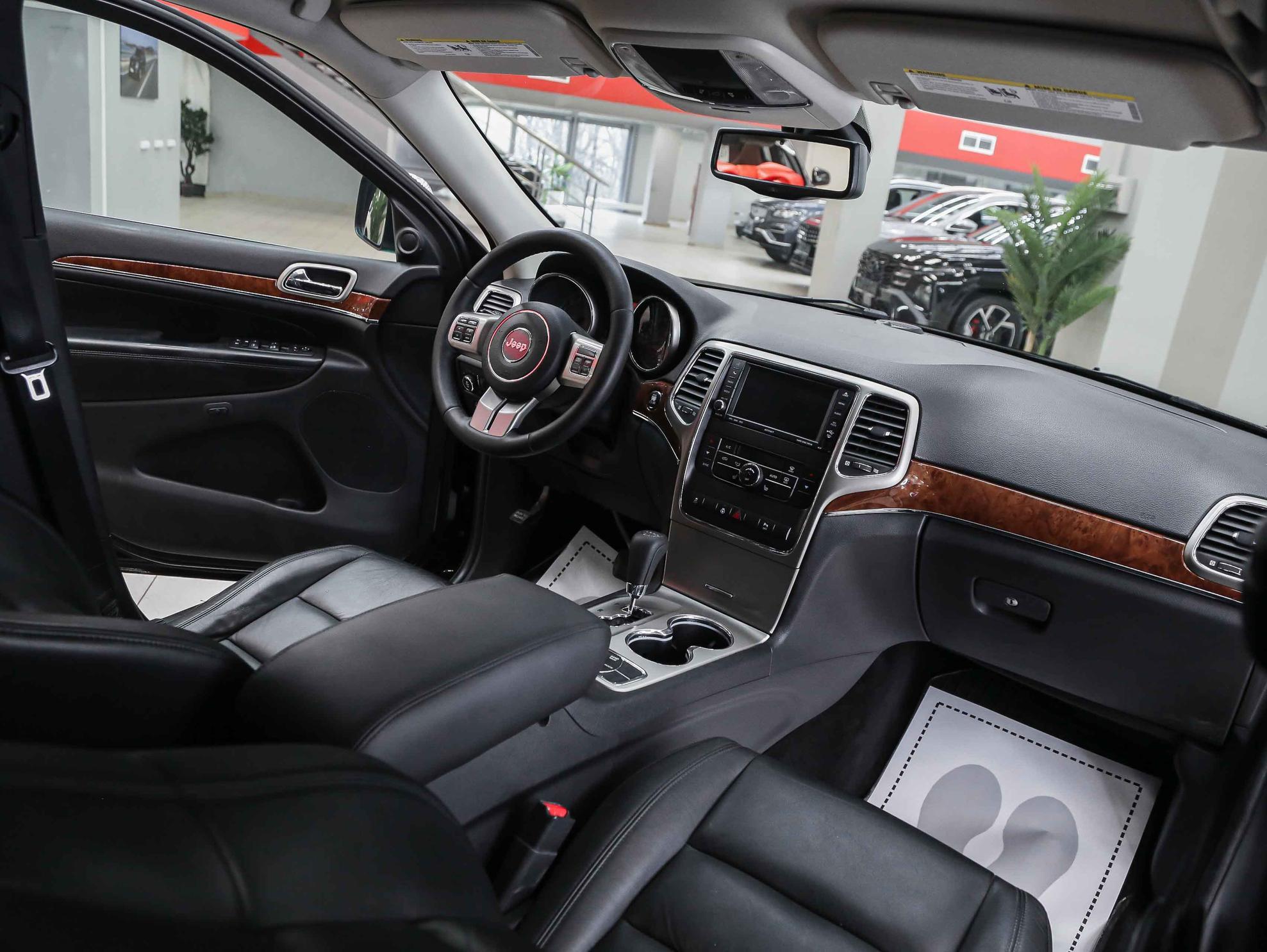 Jeep Grand Cherokee 2011, черный, ДЦ Орехово