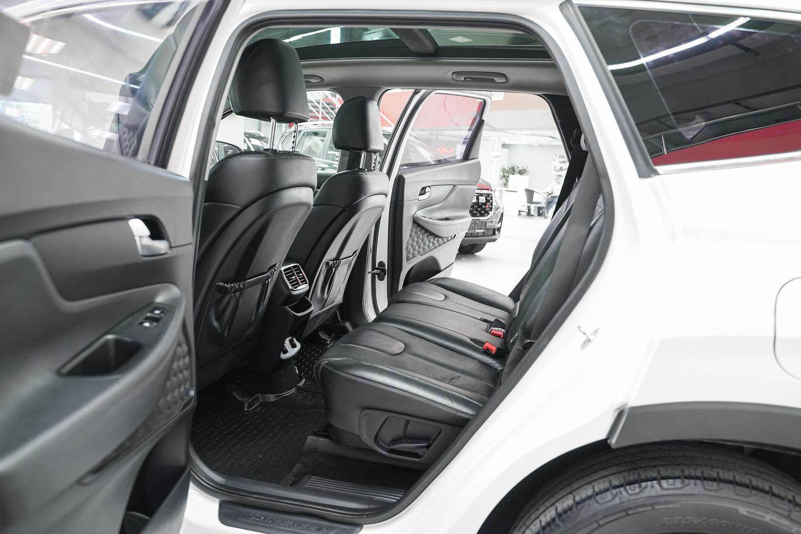 Hyundai Santa Fe 2019, белый, ДЦ Орехово