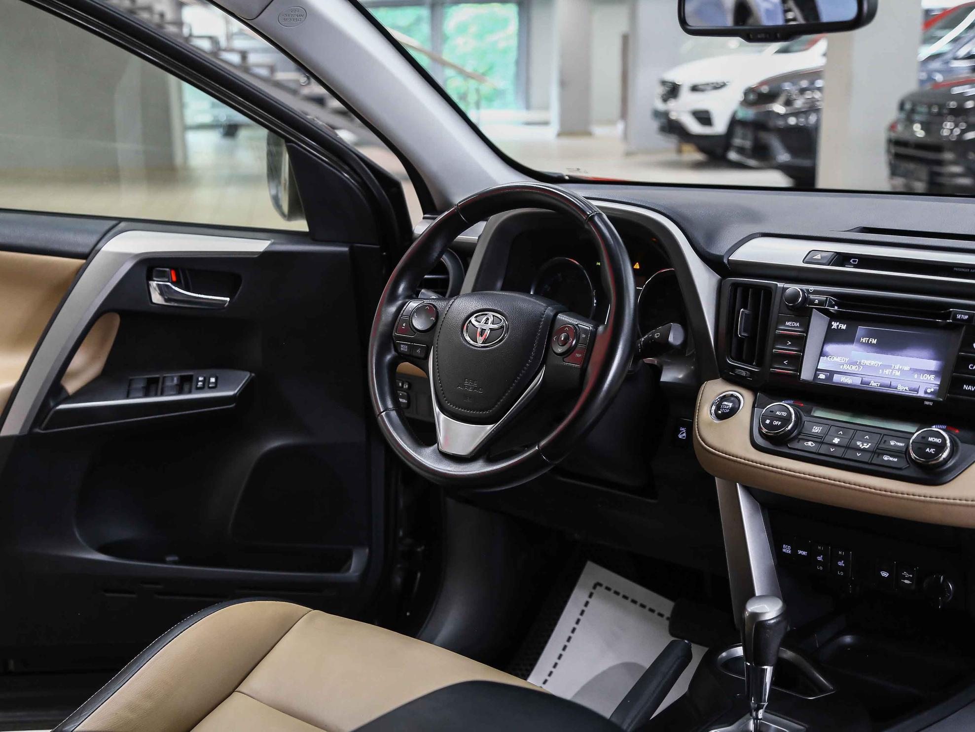 Toyota RAV4 2016, черный, ДЦ Орехово