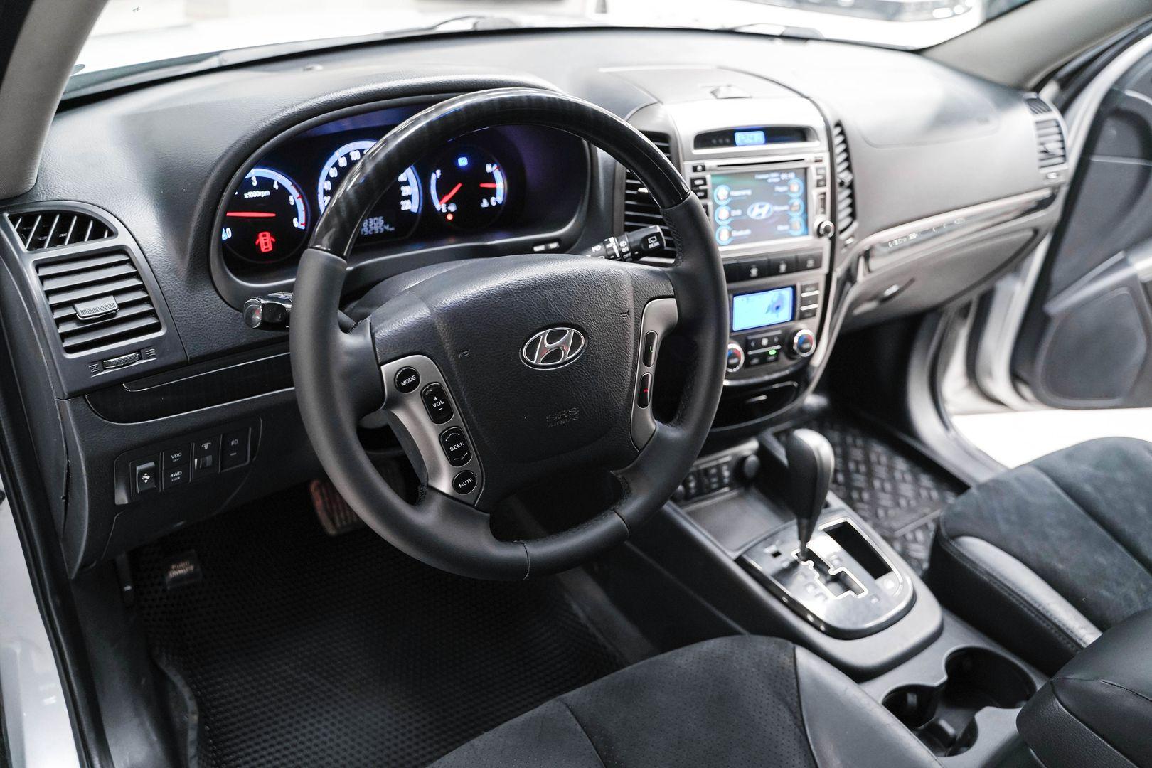 Hyundai Santa Fe 2010, серый, ДЦ Орехово