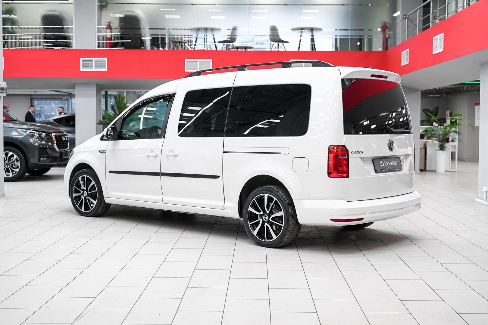 Volkswagen Caddy 2018, белый, ДЦ Орехово