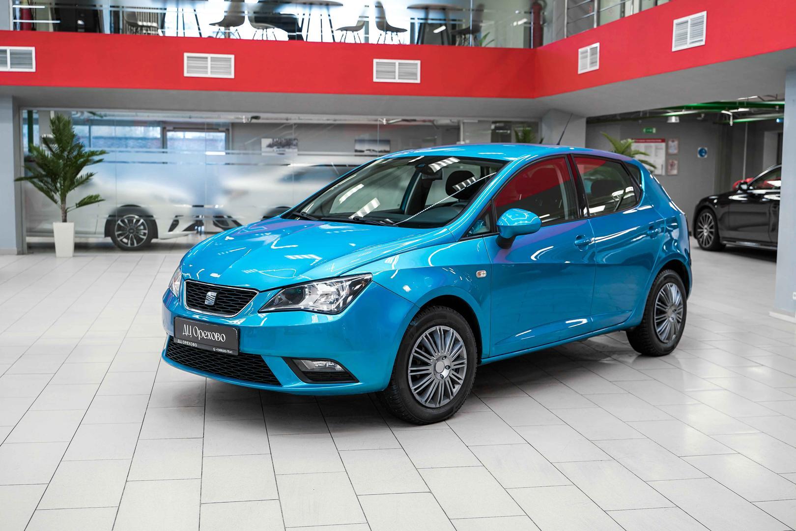 Seat Ibiza 2013, голубой, ДЦ Орехово