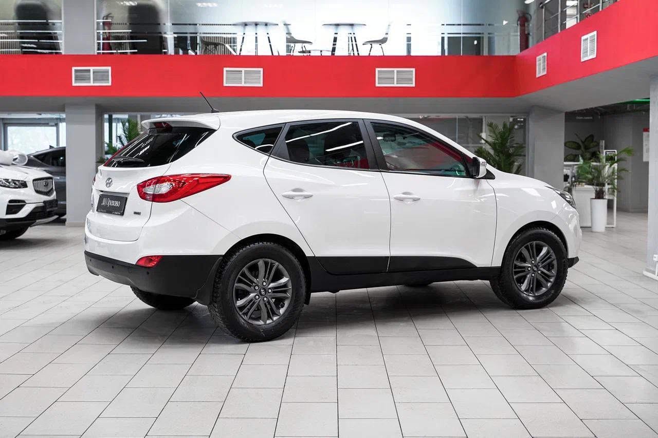 Hyundai ix35 2015, белый, ДЦ Орехово