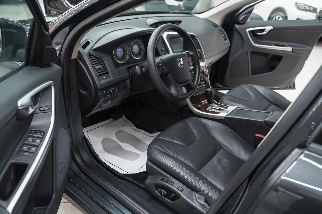 Volvo XC60 2010, серый, ДЦ Орехово