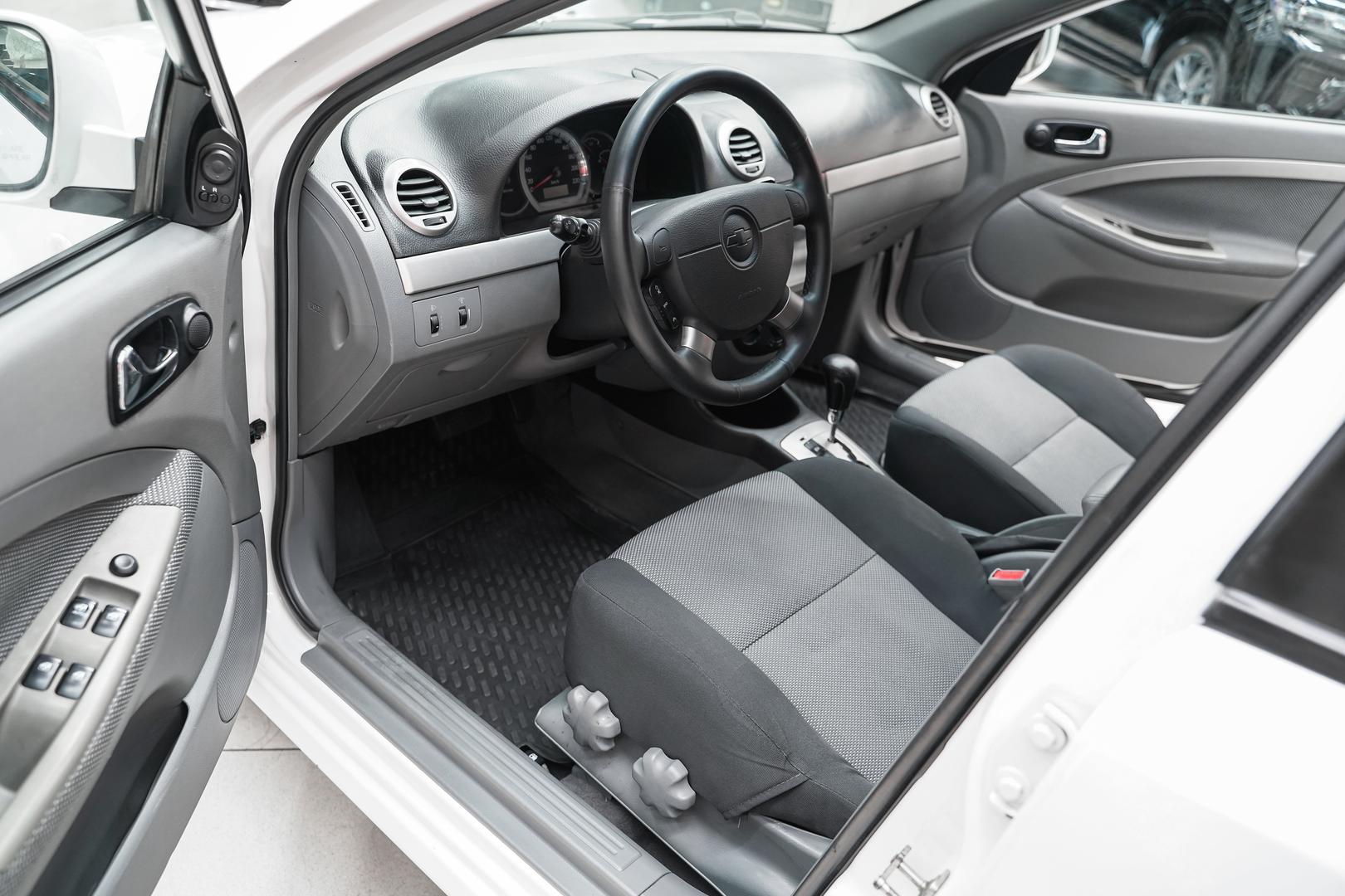 Chevrolet Lacetti 2010, белый, ДЦ Орехово