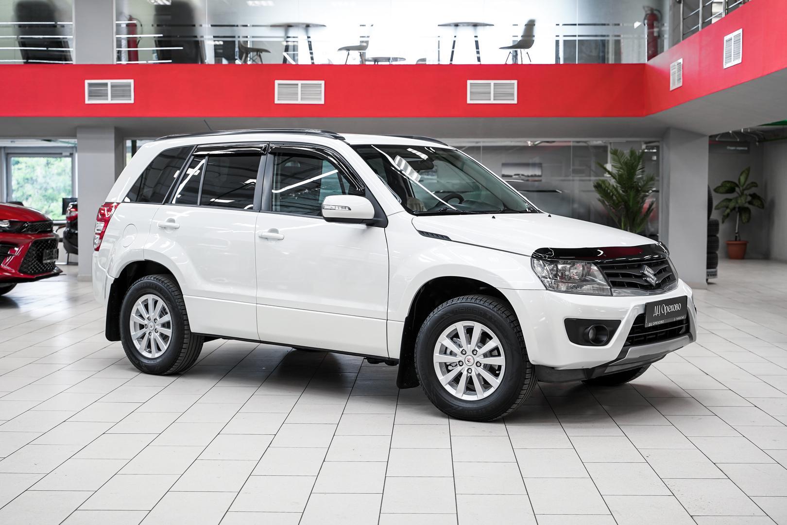 Suzuki Grand Vitara 2014, белый, ДЦ Орехово