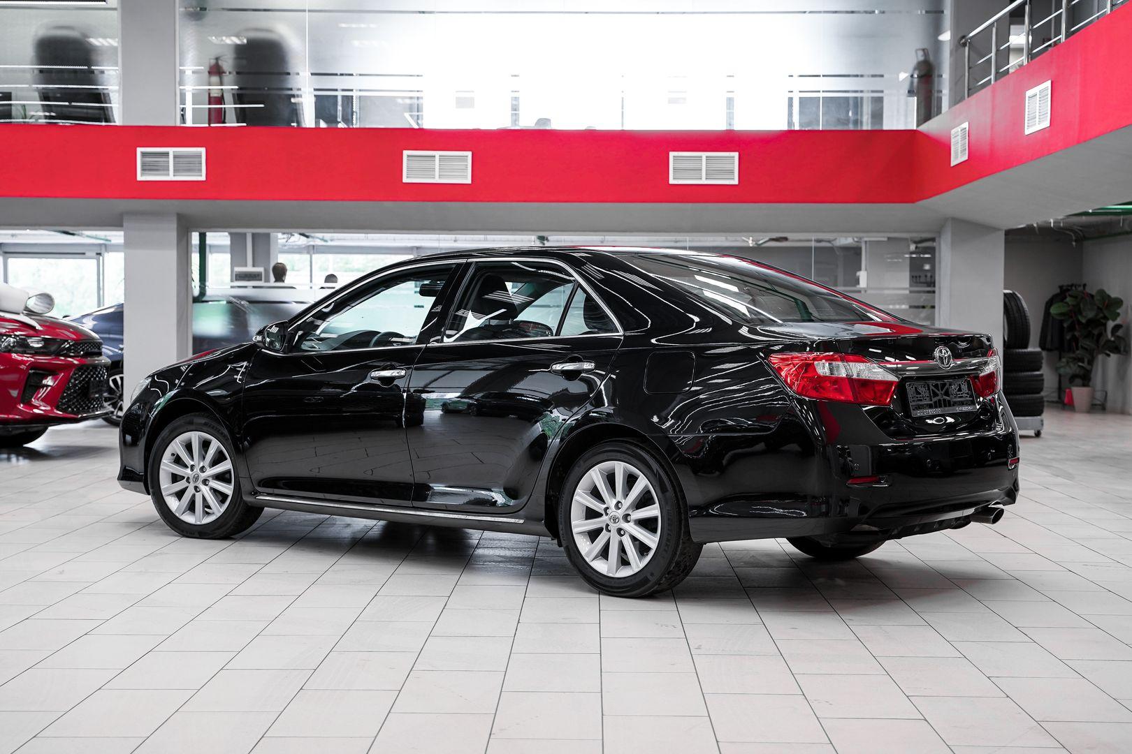 Toyota Camry 2014, черный, ДЦ Орехово