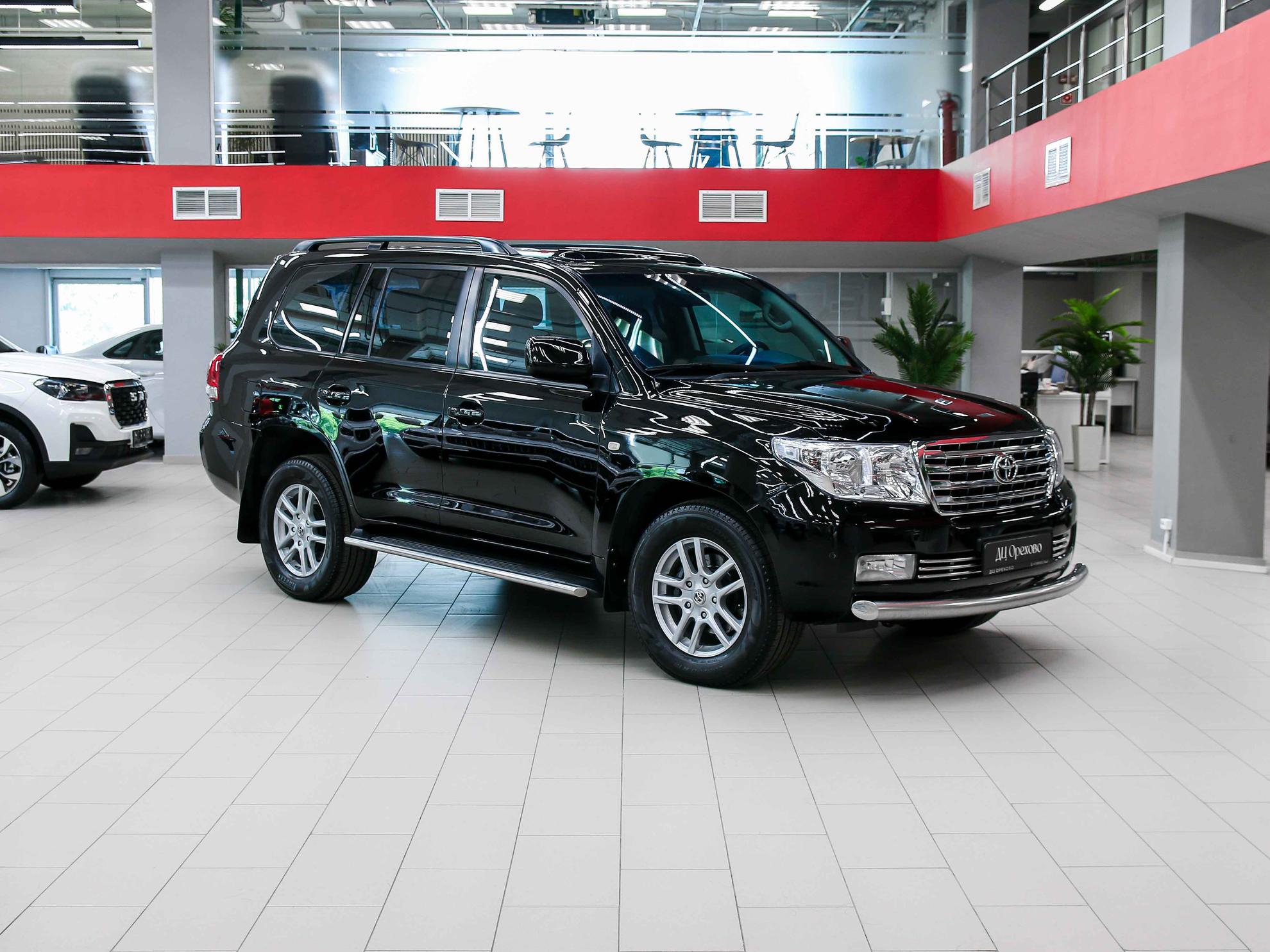 Toyota Land Cruiser 2010, черный, ДЦ Орехово