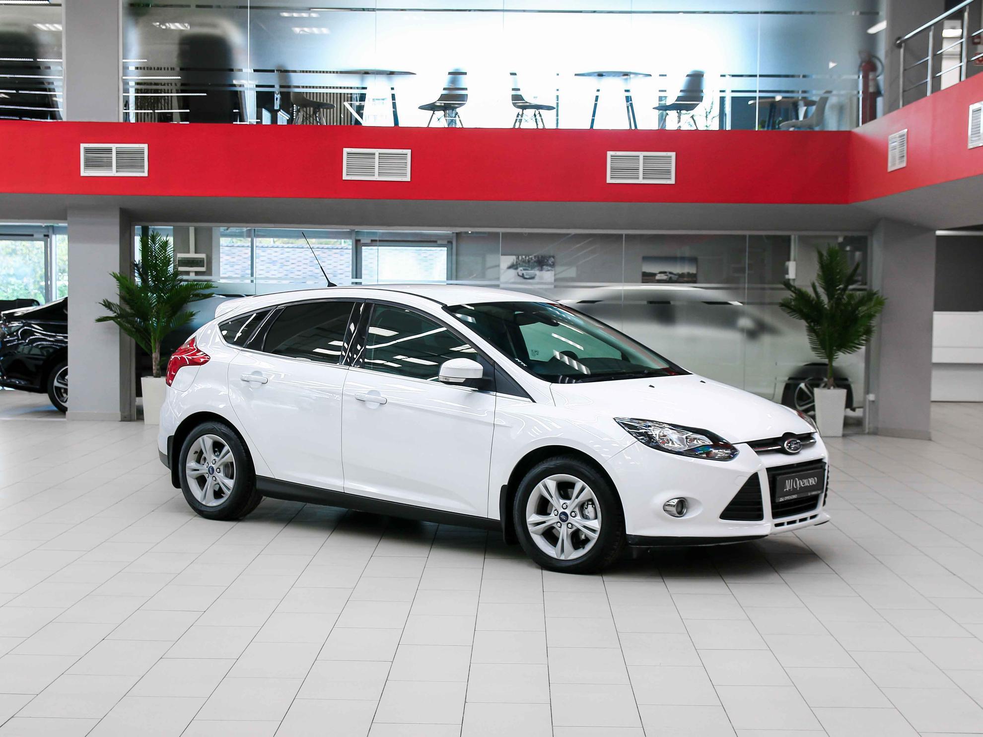 Ford Focus 2013, белый, ДЦ Орехово