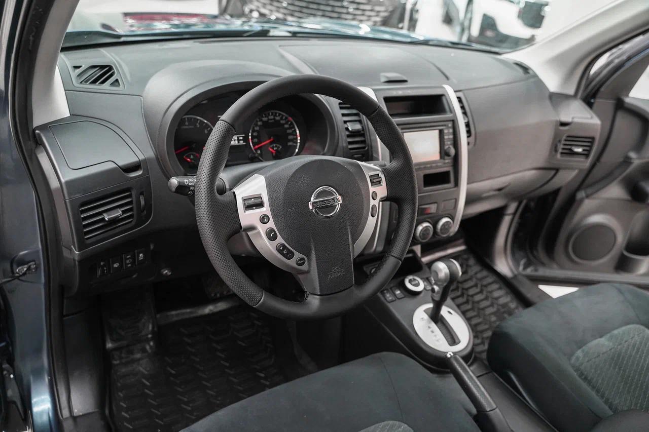 Nissan X-Trail 2014, синий, ДЦ Орехово