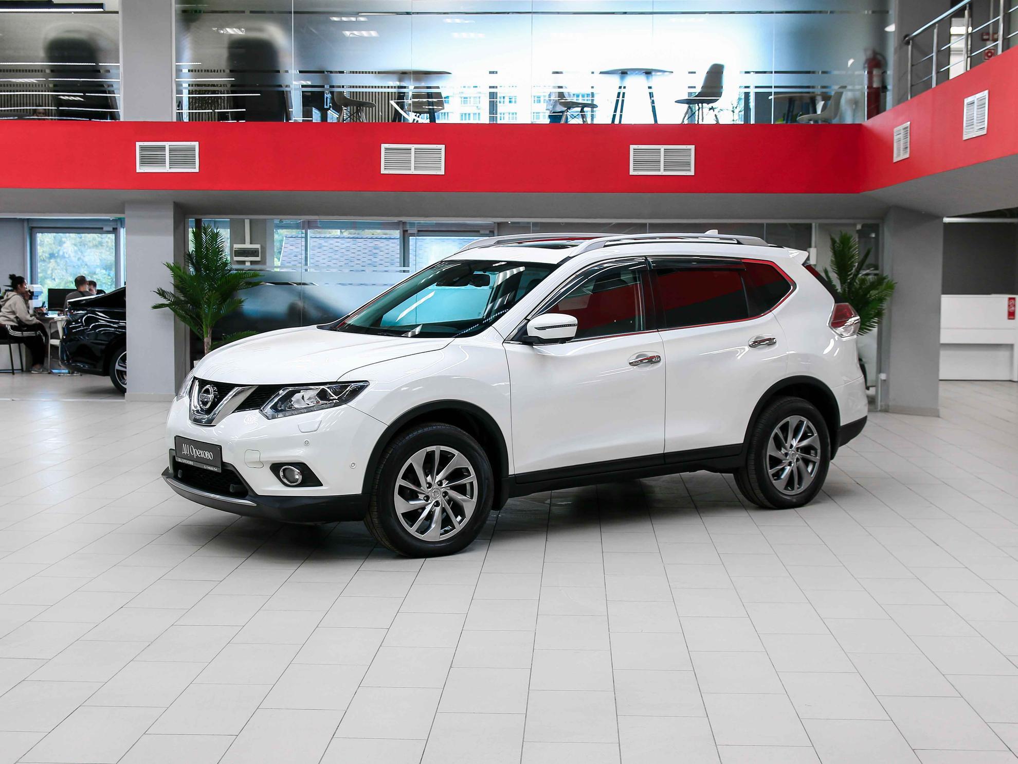 Nissan X-Trail 2018, белый, ДЦ Орехово