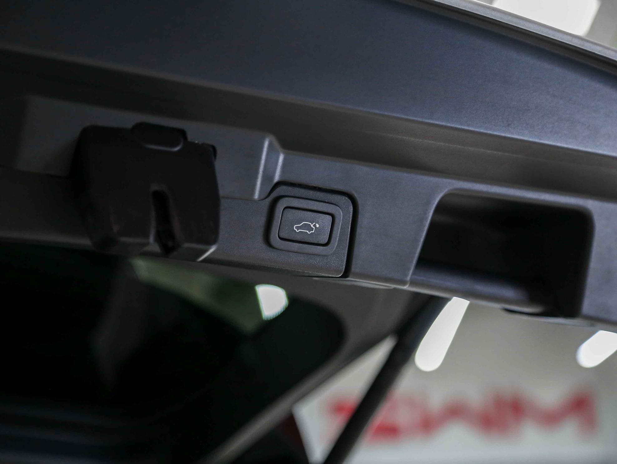 Land Rover Range Rover Evoque 2014, серебряный, ДЦ Орехово