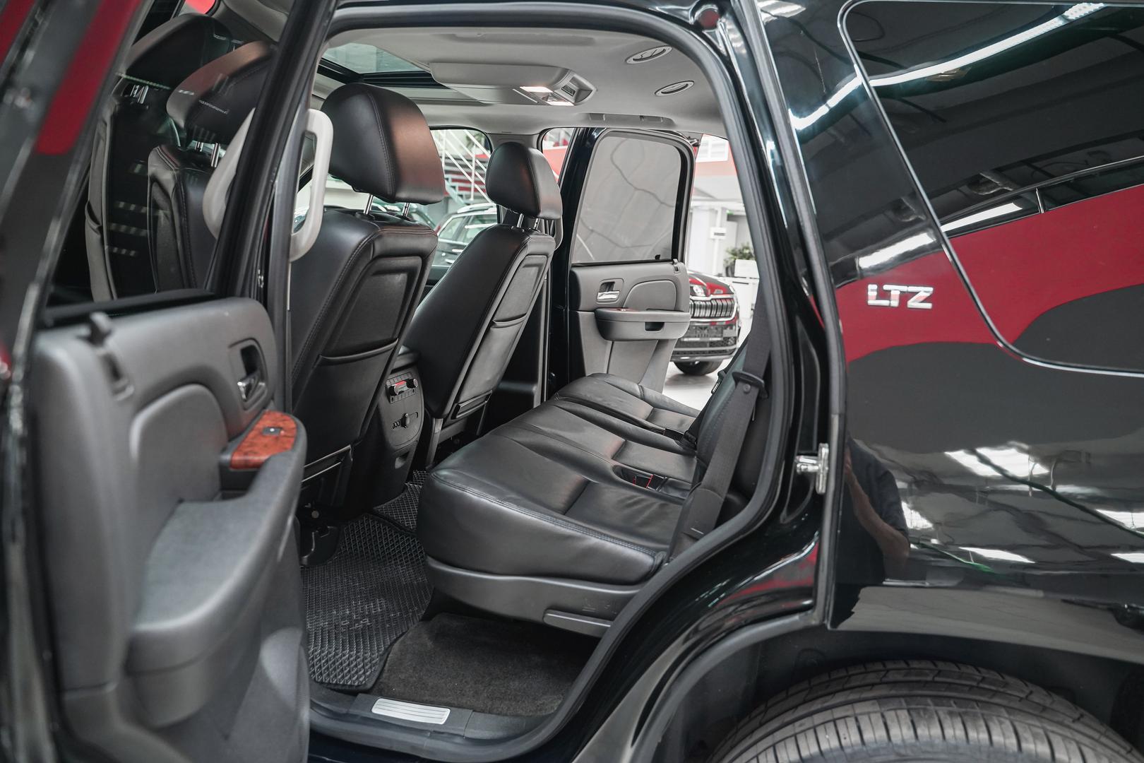 Chevrolet Tahoe 2012, черный, ДЦ Орехово