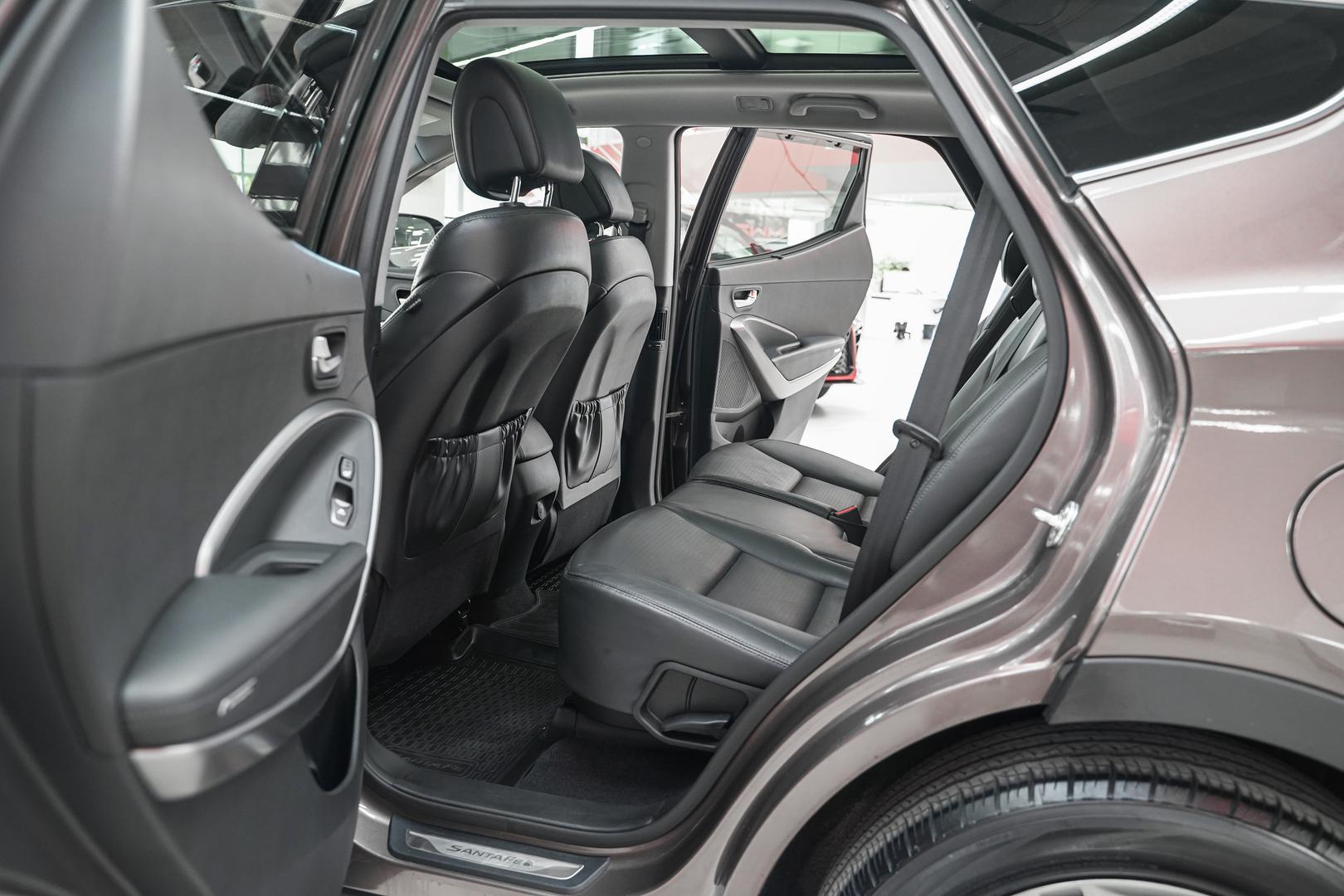 Hyundai Santa Fe 2012, коричневый, ДЦ Орехово