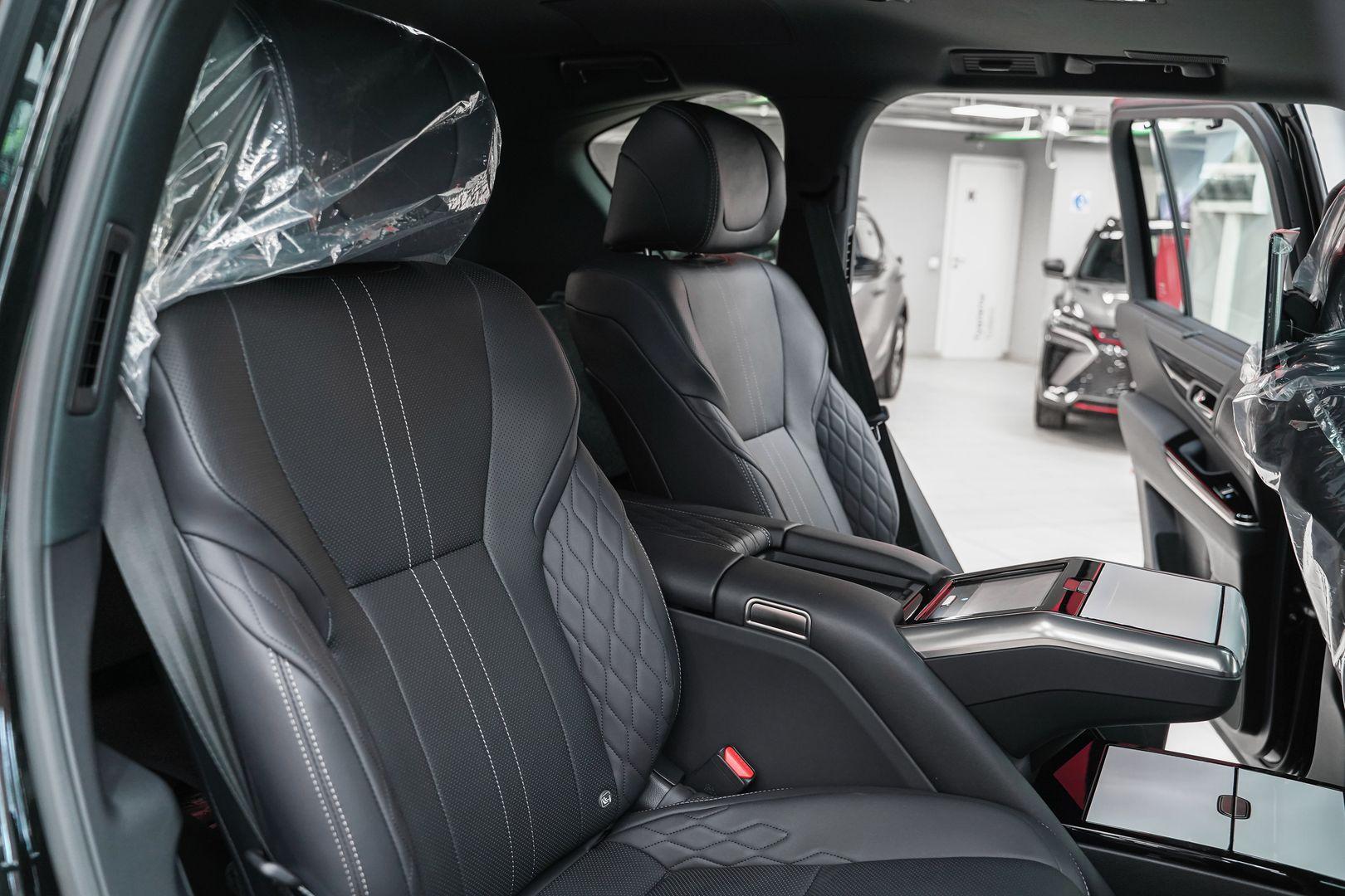 Lexus LX 2025, черный, ДЦ Орехово