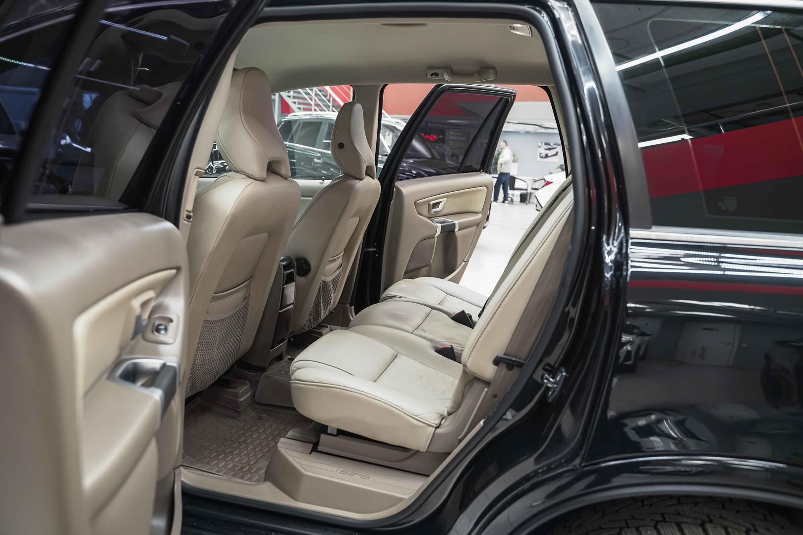 Volvo XC90 2010, черный, ДЦ Орехово