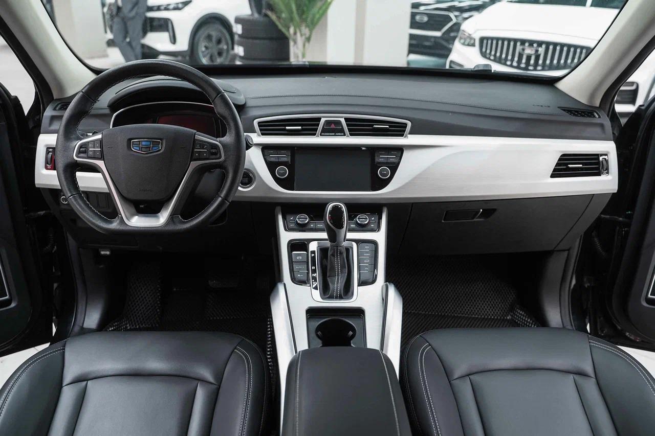 Geely Atlas 2021, черный, ДЦ Орехово