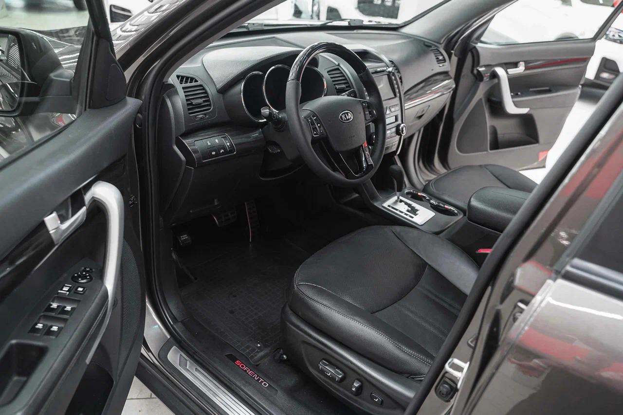 Kia Sorento 2011, коричневый, ДЦ Орехово