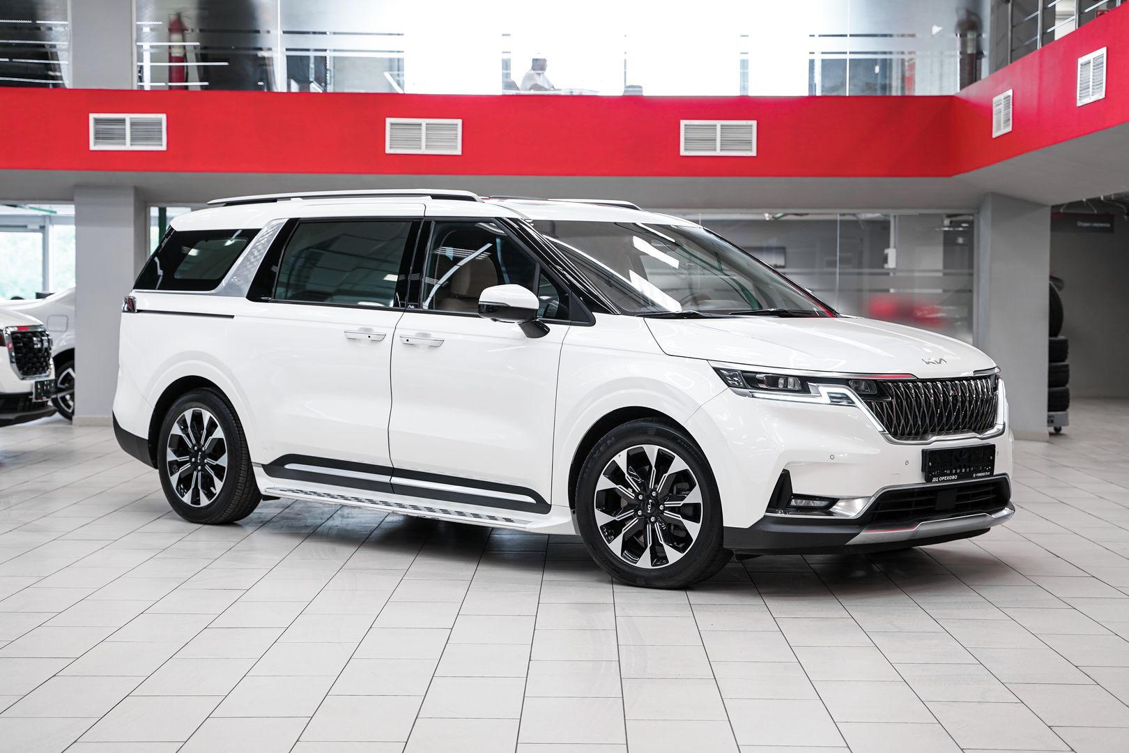 Kia Carnival 2020, белый, ДЦ Орехово