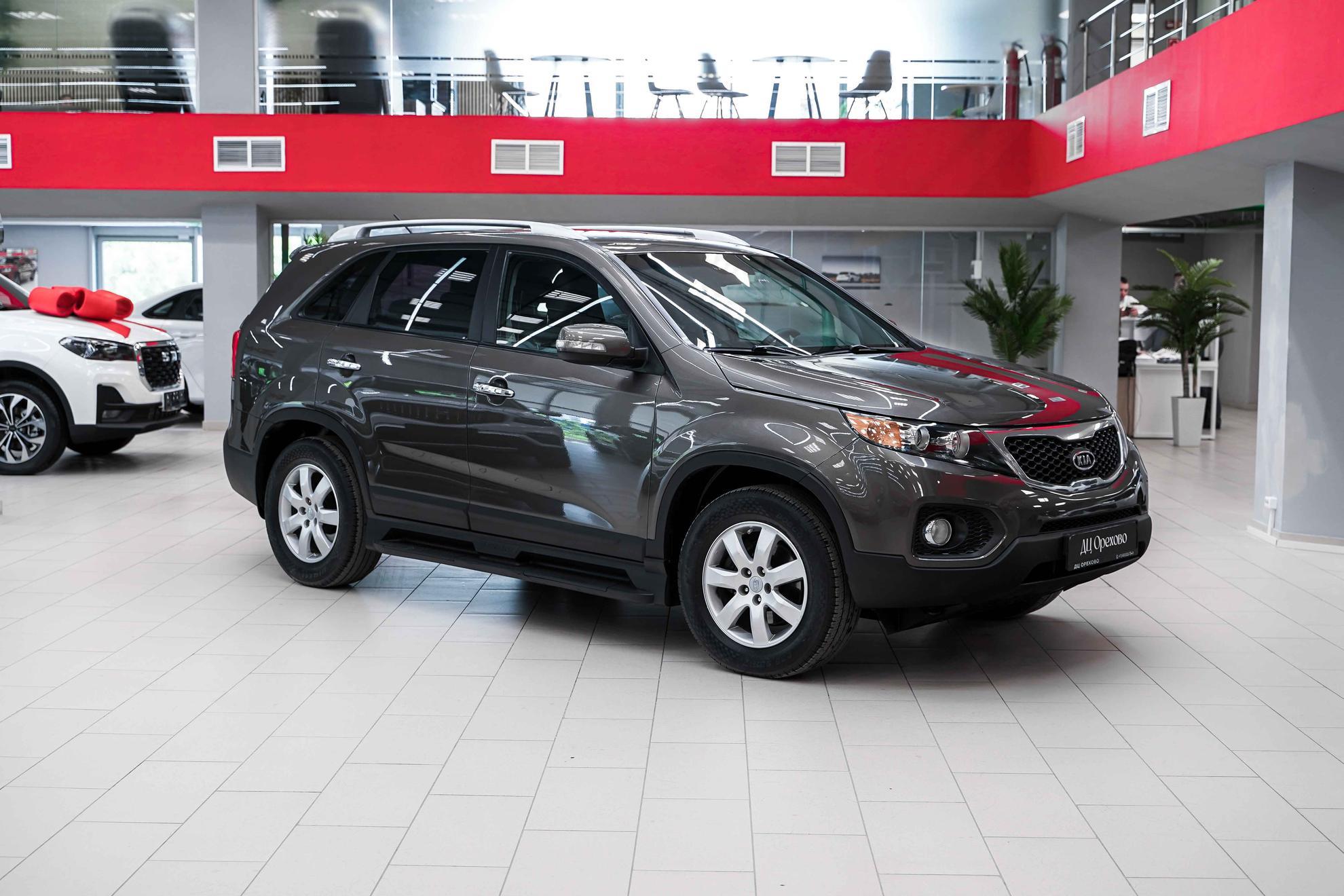 Kia Sorento 2011, бежевый, ДЦ Орехово
