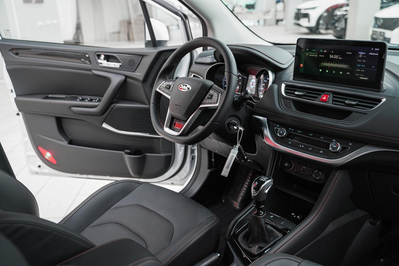 JAC JS3 2024, белый, ДЦ Орехово