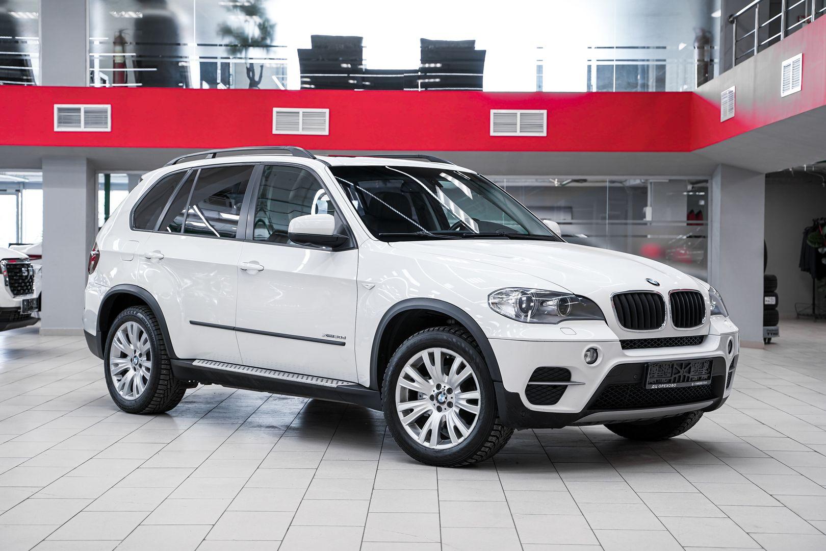 BMW X5 2011, белый, ДЦ Орехово