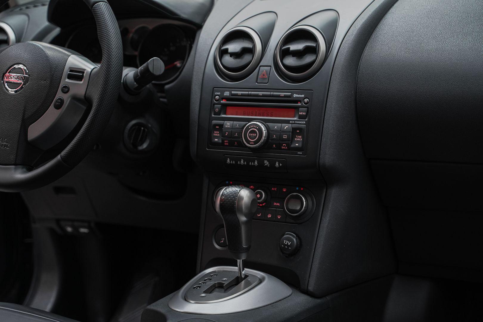 Nissan Qashqai 2008, черный, ДЦ Орехово