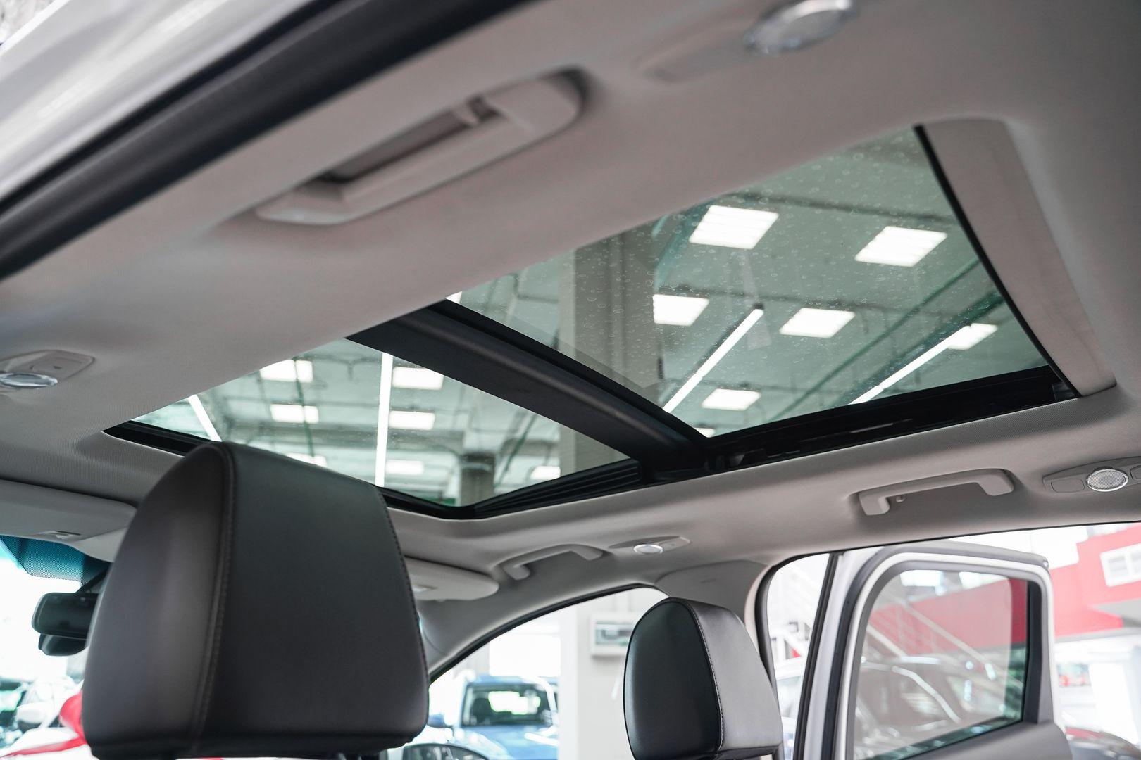 Ford Kuga 2014, белый, ДЦ Орехово