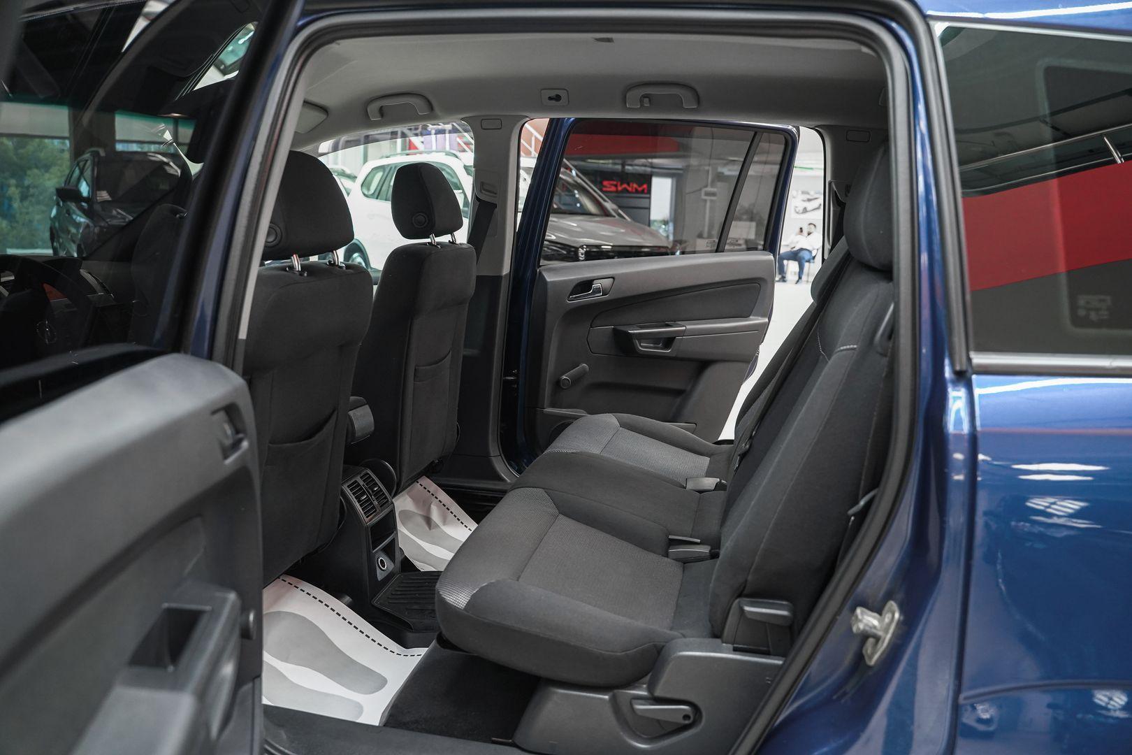Opel Zafira 2009, синий, ДЦ Орехово