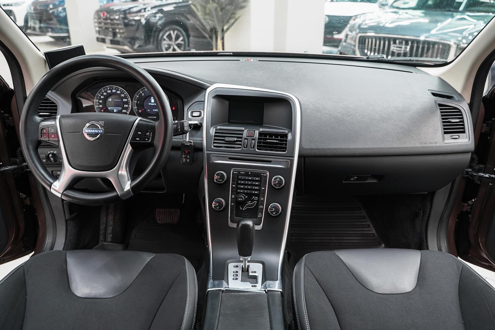 Volvo XC60 2011, коричневый, ДЦ Орехово