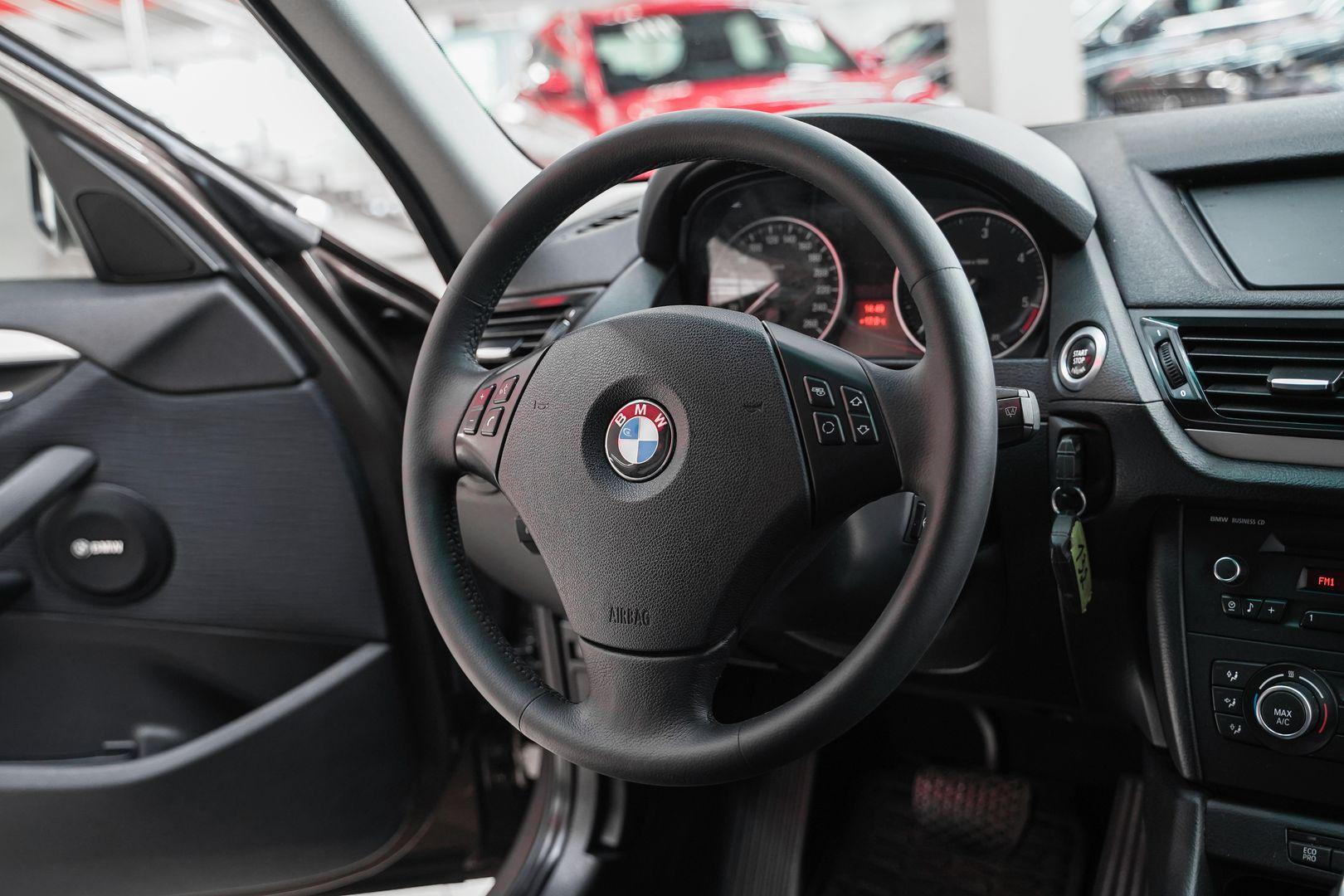 BMW X1 2013, коричневый, ДЦ Орехово