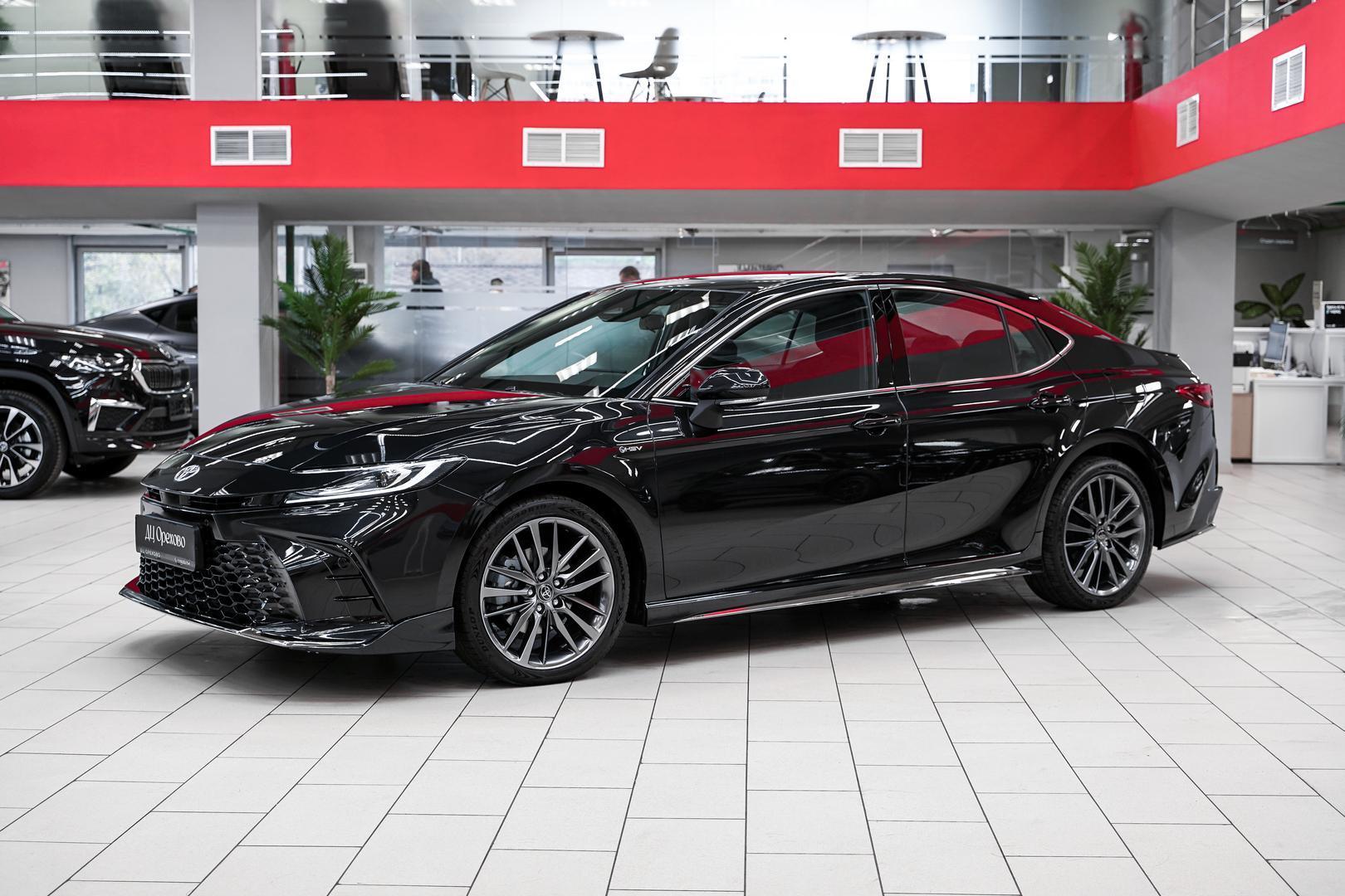 Toyota Camry 2025, черный, ДЦ Орехово
