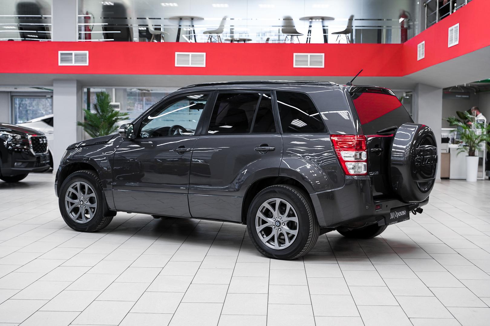 Suzuki Grand Vitara 2010, серый, ДЦ Орехово