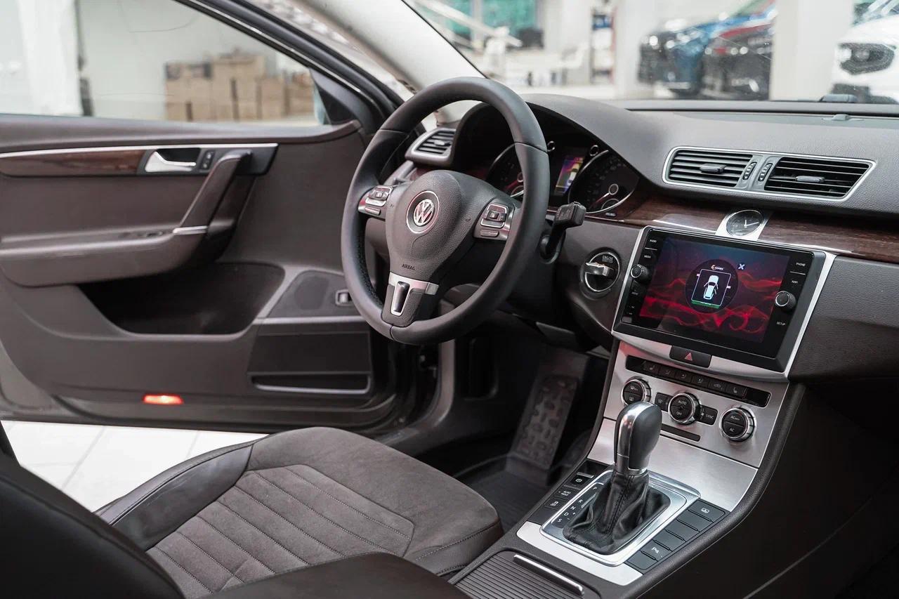 Volkswagen Passat 2012, коричневый, ДЦ Орехово