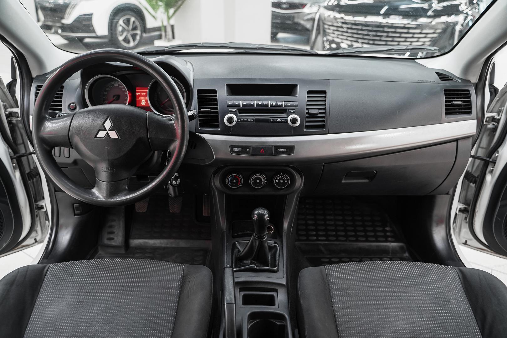 Mitsubishi Lancer 2008, белый, ДЦ Орехово