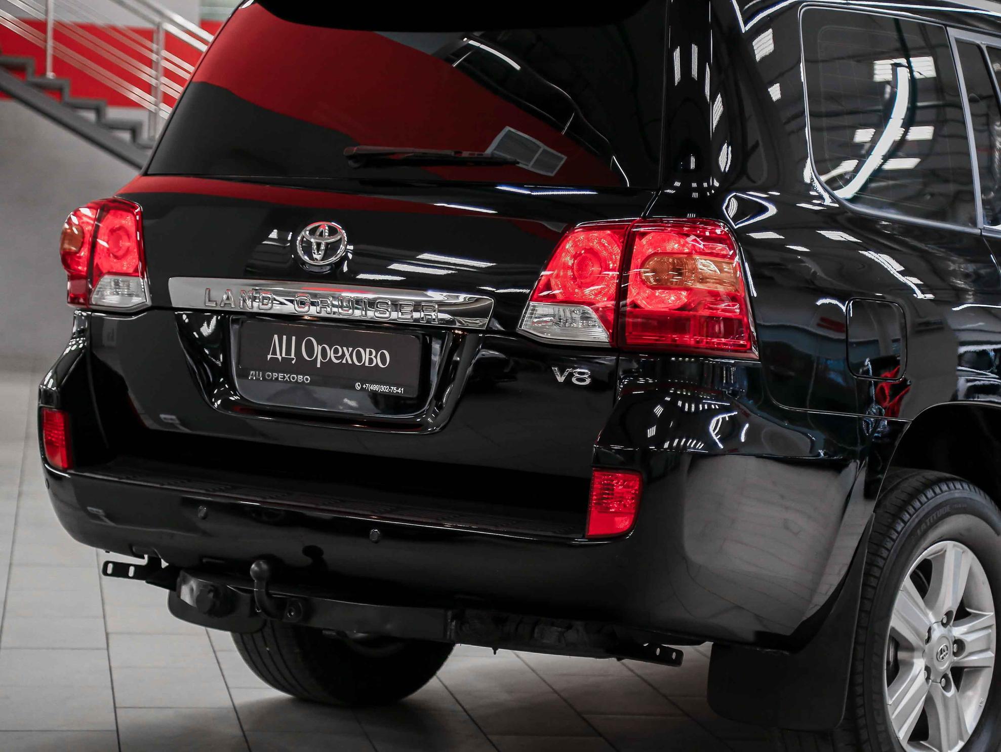 Toyota Land Cruiser 2013, черный, ДЦ Орехово