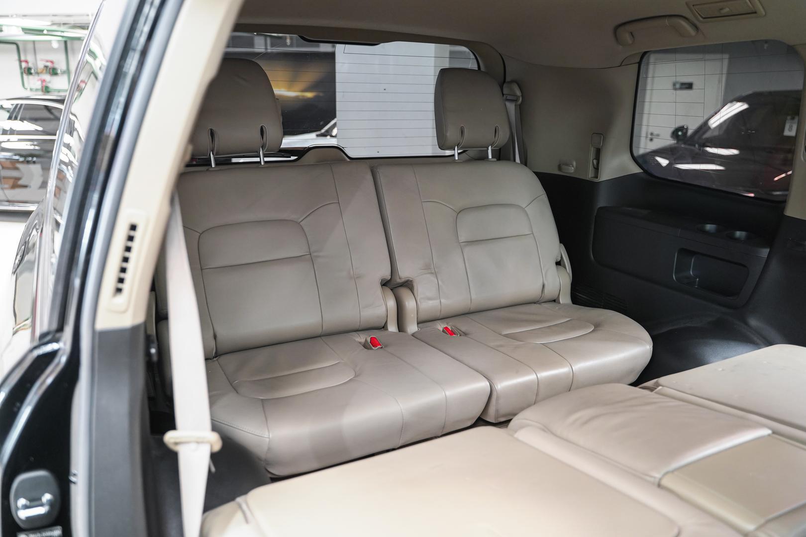 Toyota Land Cruiser 2011, черный, ДЦ Орехово