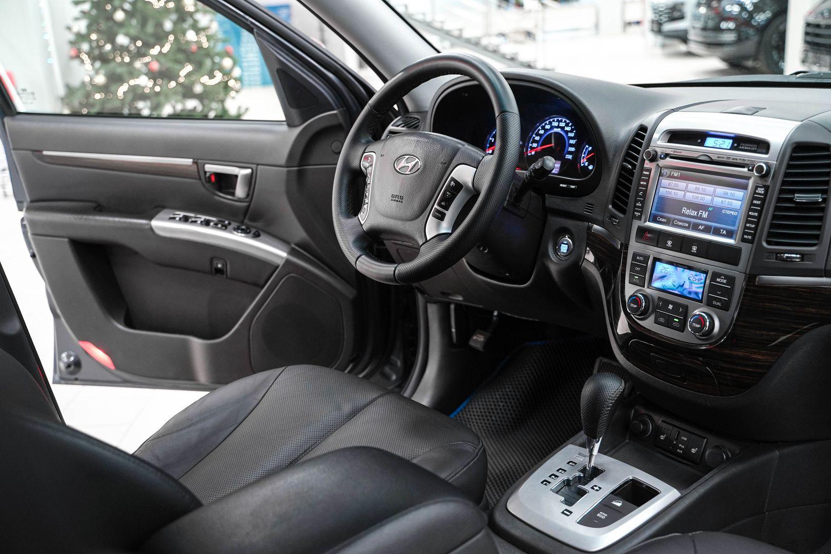Hyundai Santa Fe 2011, серый, ДЦ Орехово