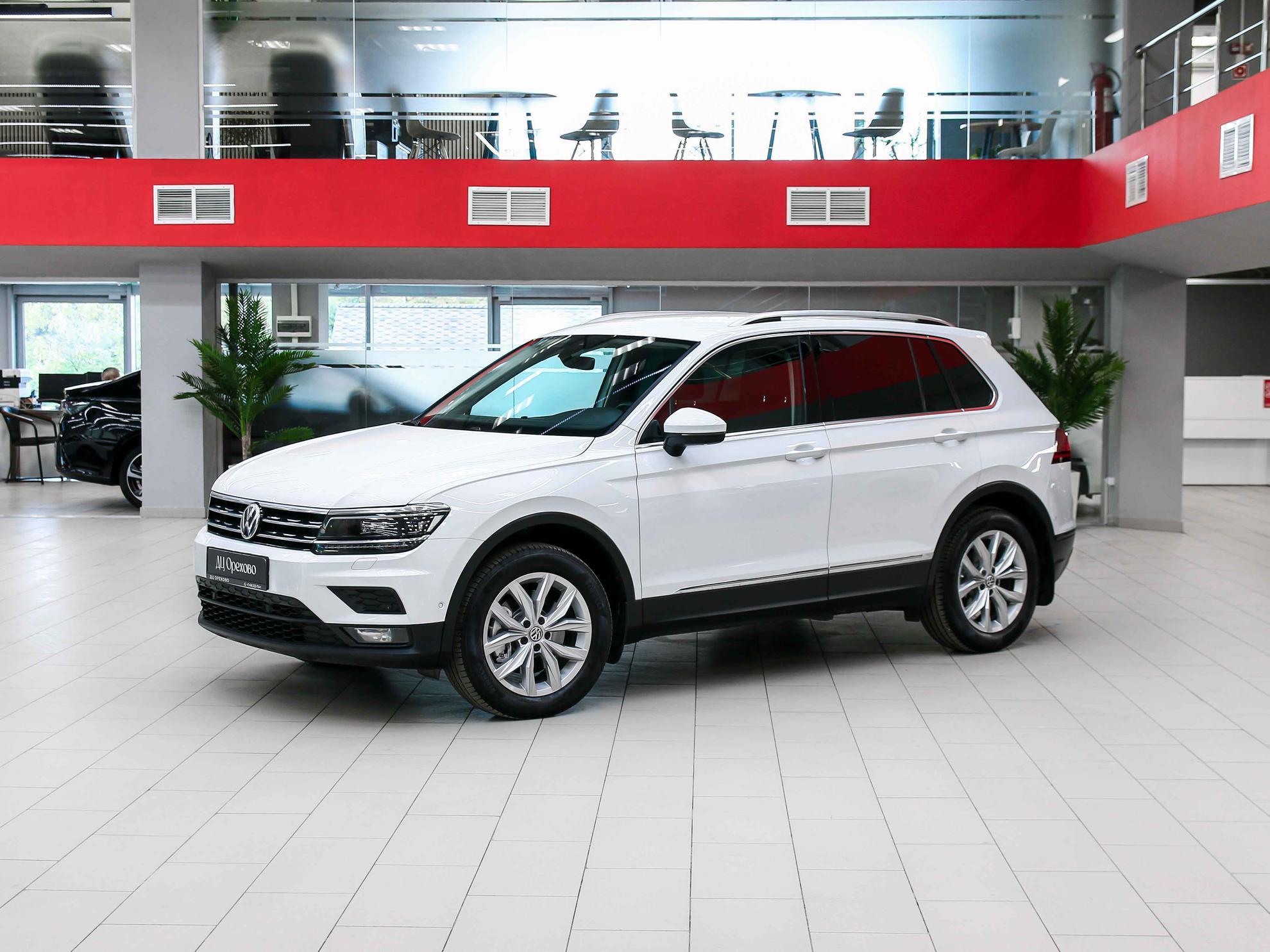 Volkswagen Tiguan 2019, белый, ДЦ Орехово