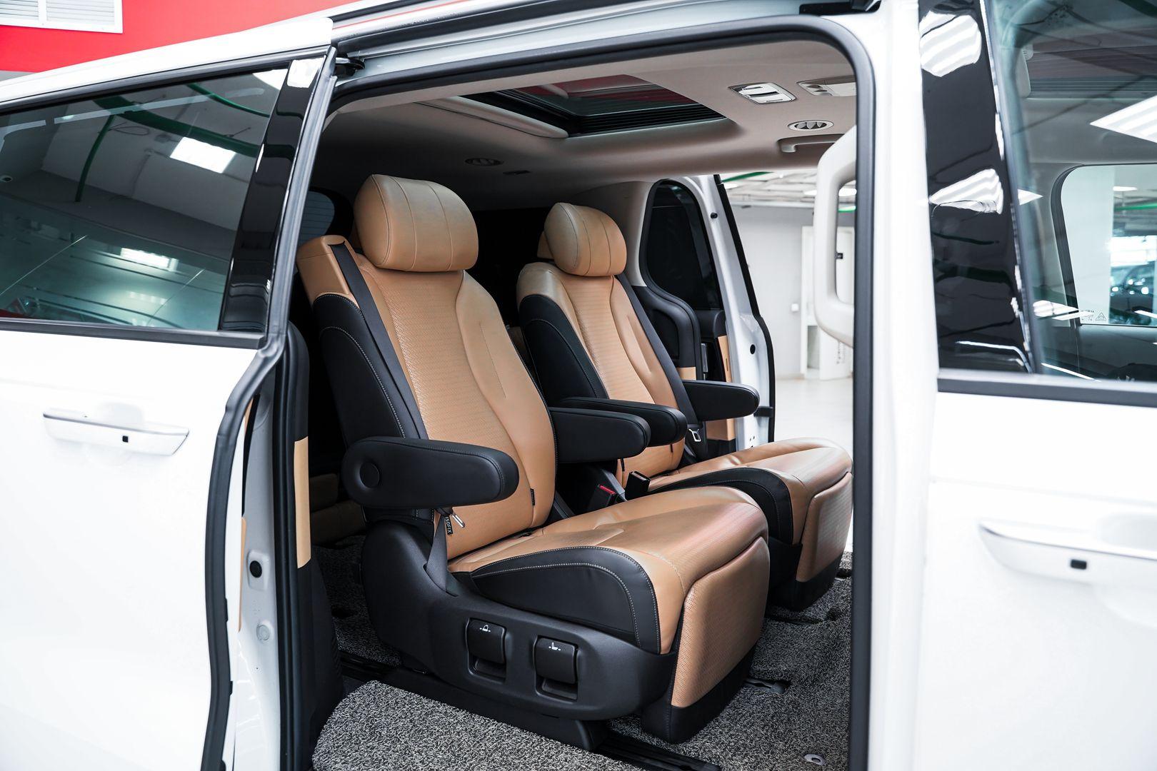 Kia Carnival 2020, белый, ДЦ Орехово